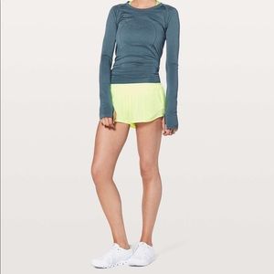 Lululemon Hotty Hot Short II 2.5’’